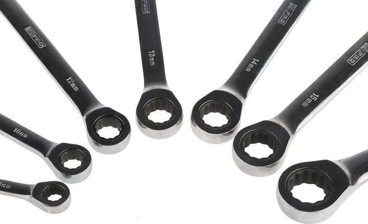 Produktbild RS PRO Ratschen-Steckschlüsselsatz, 7-teilig (18 mm)