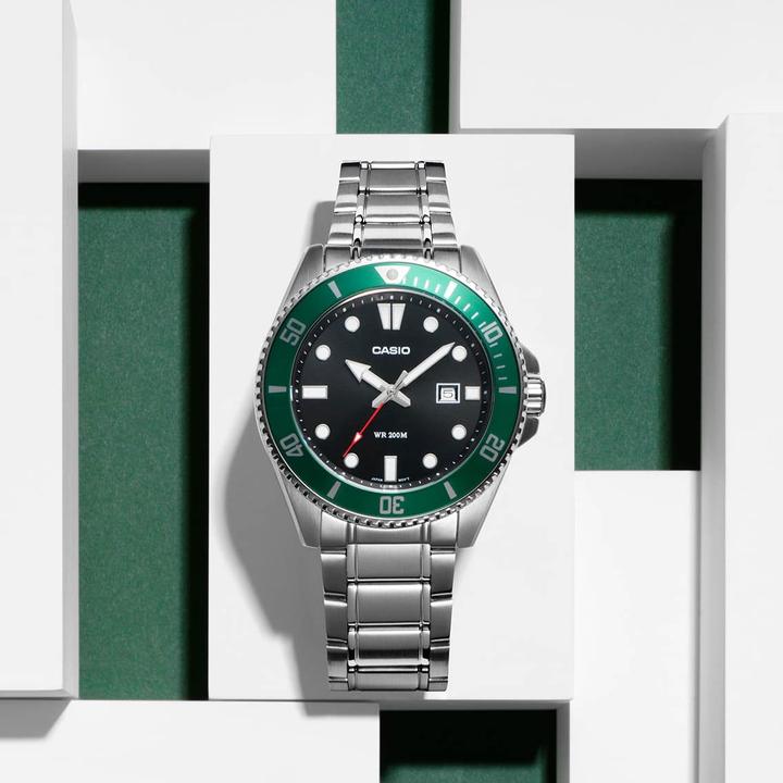 Produktbild Casio MDV-107D-3AVEF (Analoguhr, Taucheruhr, 44 mm)