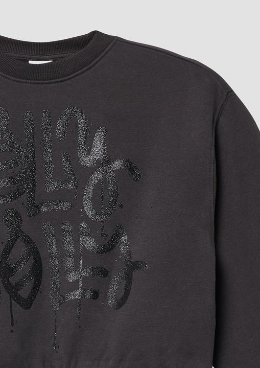 Image du produit s.Oliver Sweatshirt Kuscheliges Crop-Sweatshirt im Oversize Shape mit schimmerndem Print (146, 152)