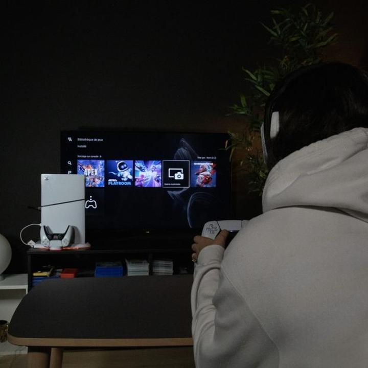 Actual product image Konix Powerstation Slim (PS5)