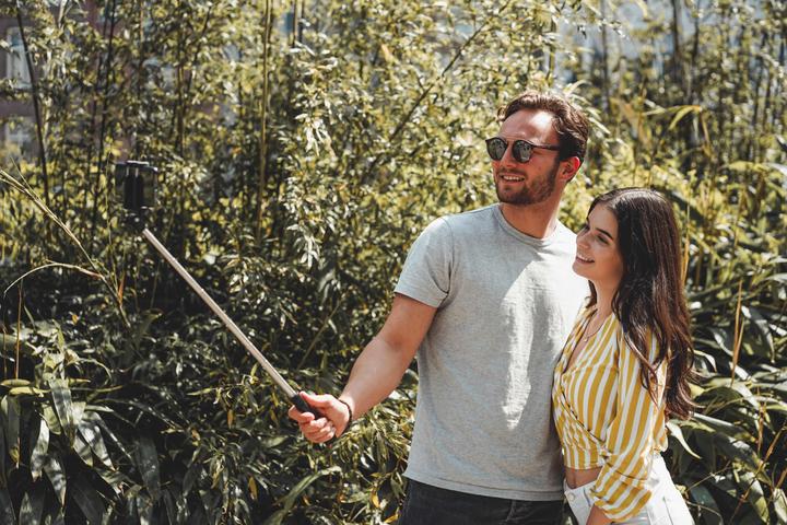 Produktbild Fresh'N Rebel Wirless Selfie Stick