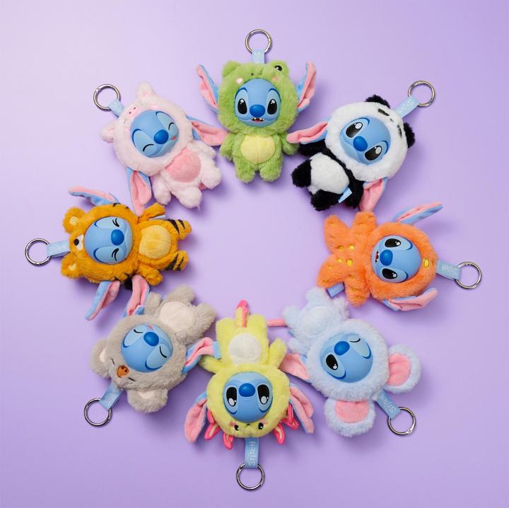 Actual product image Simba Disney - Stitch key ring (random model) (12 cm)