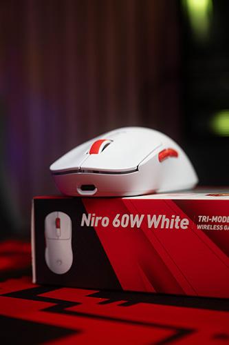 Produktbild Marvo NIRO 60 Maus weiss, 12000DPI, Tri-Mode (Kabelgebunden, Kabellos)