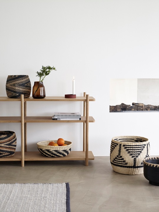 Actual product image Hübsch Adam (150 x 38 x 75 cm)