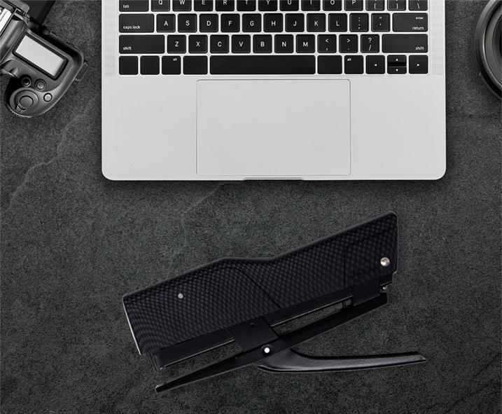 Produktbild Zenith Hefterzange 590 Tech Schwarz (30 Blätter)