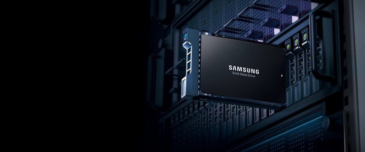 Produktbild Samsung PM9A3 Retail (3840 GB, 2.5")