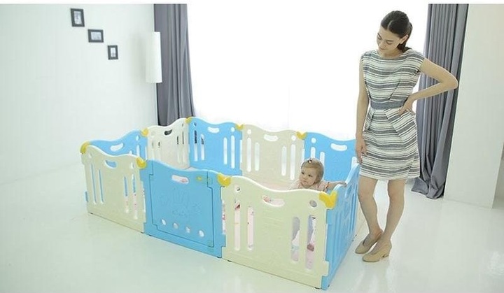 Produktbild Baby Care Playpen (219 cm, 147 cm)