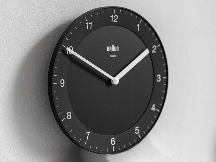 Actual product image Braun BC06B Classic wall clock (20 cm)