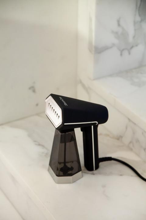 Produktbild SteamOne Nomad 300SB-A (2000 W, 30 g/min)