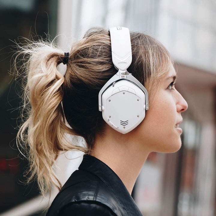 Actual product image V-Moda Crossfade 2 Codex Edition (14 h, Wireless)