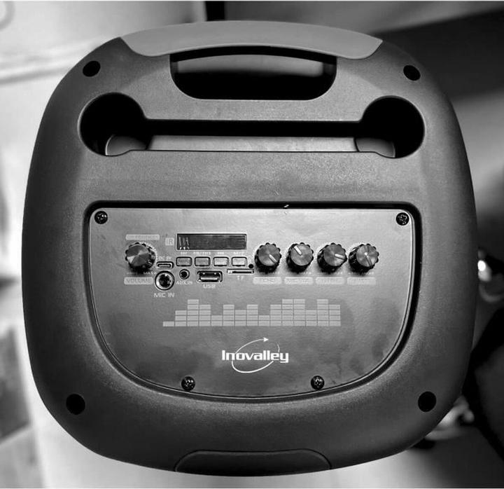 Actual product image Inovalley Tragbare Lautsprecher KA123-XXL 900 W
