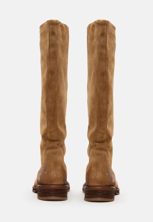 Actual product image Felmini Cooper A712, the biker boot from, is made from smooth leather with a vintage leather finish and (41)