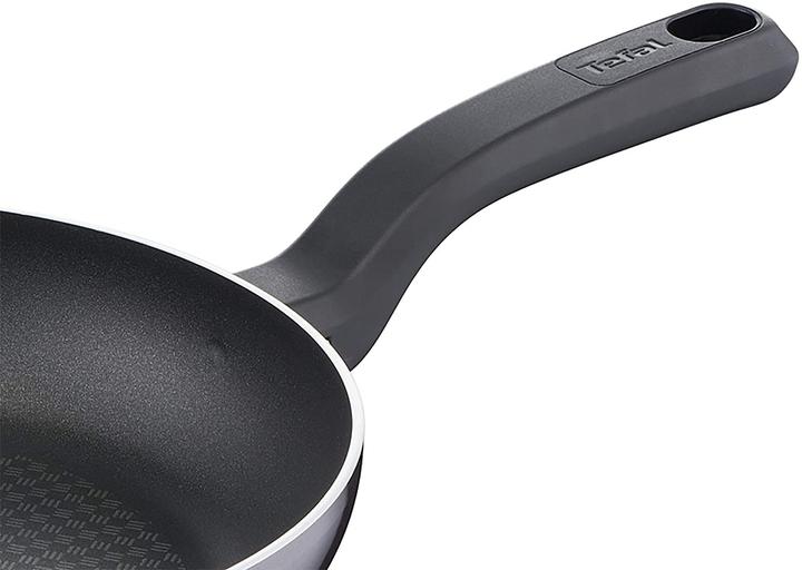 Produktbild Tefal Resist (24 cm, Bratpfanne)