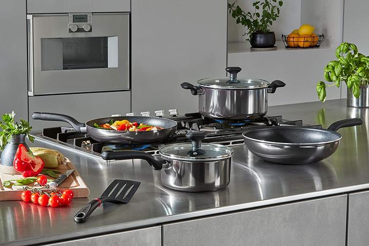 Produktbild Tefal Resist (24 cm, Bratpfanne)