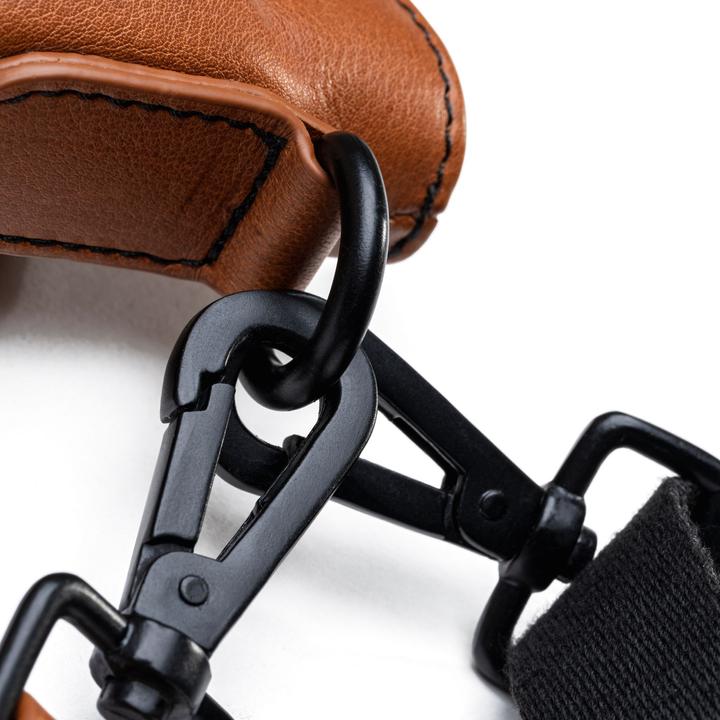 Immagine prodotto Farmhood Borsa Memphis in pelle con scomparto per laptop da 37 cm