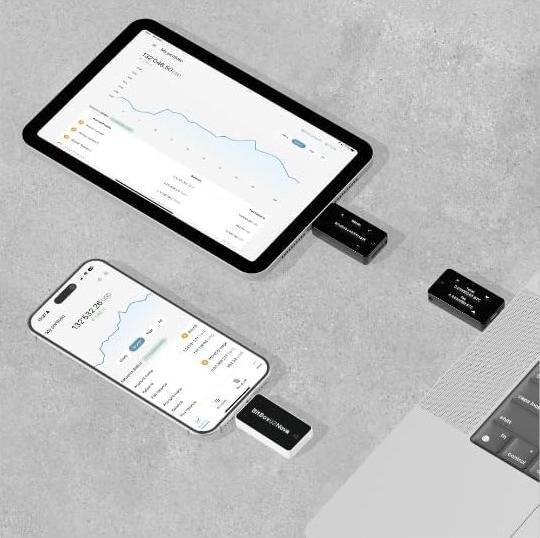 Produktbild Shift Crypto BitBox02 Nova Bitcoin-only Edition - White (Bitcoin)