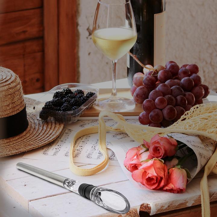 Actual product image Mad Monkey - Wine cooler sticks (Wine pourer)