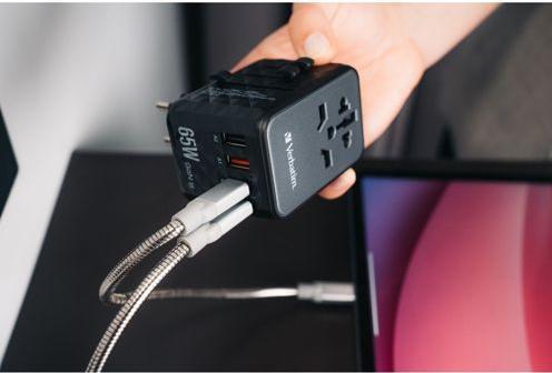 Actual product image Verbatim Universal travel adapter