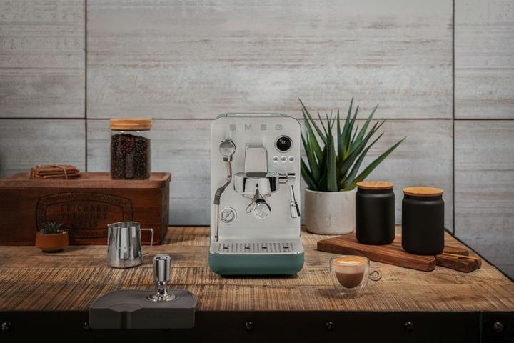 Produktbild Smeg EMC02EGMEU