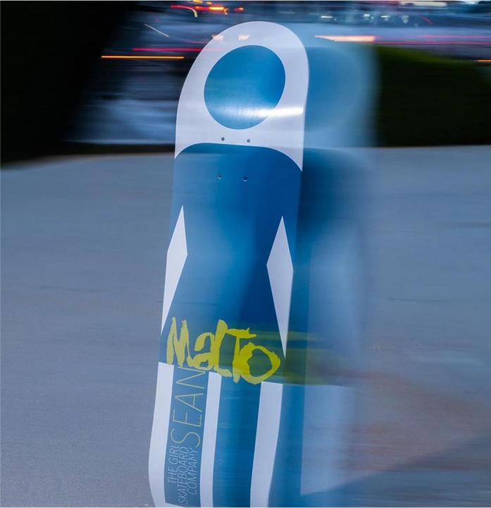 Produktbild Girl Metal (8.25")