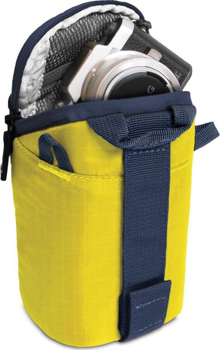 Actual product image Crumpler Drewbob Camera Pouch 200 (Lime / DK Blue) (Camera bag)