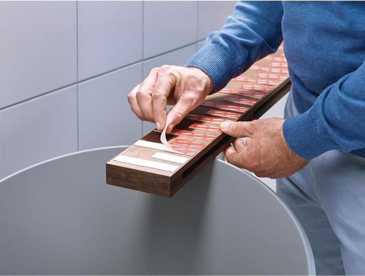 Produktbild tesa Powerbond doppelseitiges Montageband für Fliesen & Metall (19 mm)