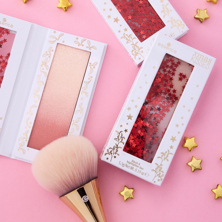 Actual product image essence Blush and Highlighter duo XMAS KiSSES multi (01 Under The Mistleglow, Highlighter, 5.50 g)