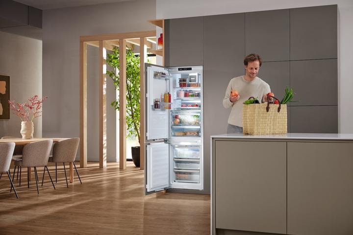 Image du produit Miele Combiné réfrigérateur/congélateur KFN 7795 C (246 l)