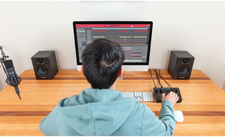 Immagine prodotto M-Audio BX3BT (Attivo, Coppia, 1x 50 W)