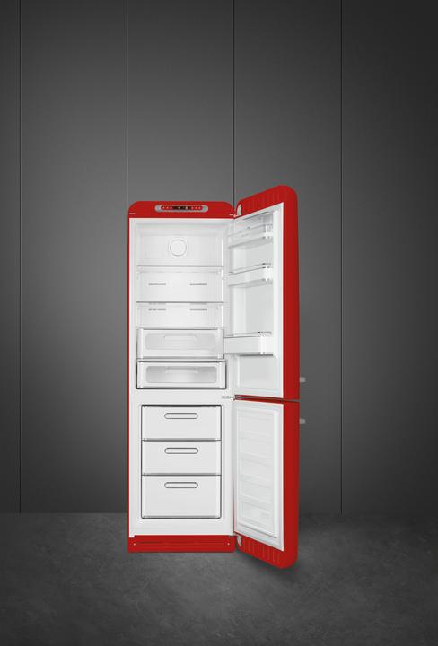 Image du produit Smeg Style rétro FAB32RRD5 (331 l)