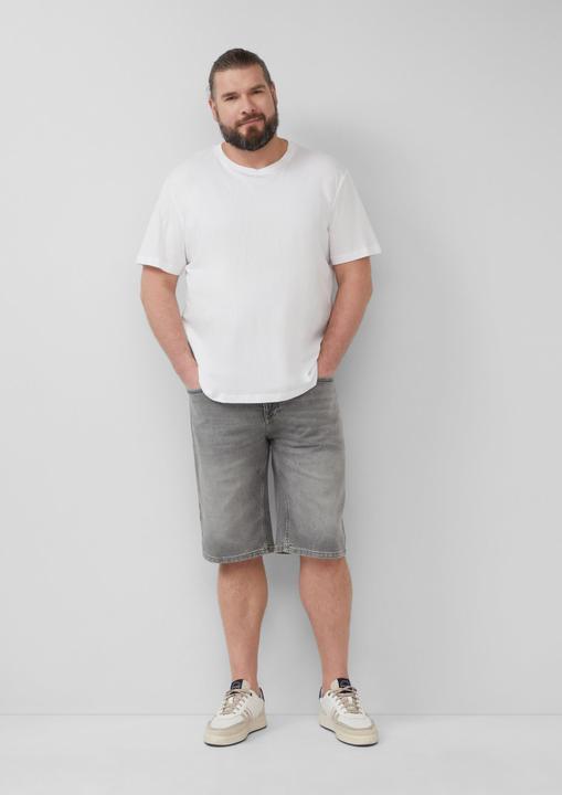 Produktbild S.Oliver Jeans-Hose Jeans-Bermuda / Regular Fit / Mid Rise / Straight Leg (44)