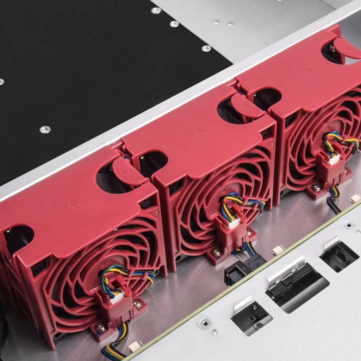 Immagine prodotto Silverstone RM22-308 Custodia per server montata a rack, 2U, E-ATX
