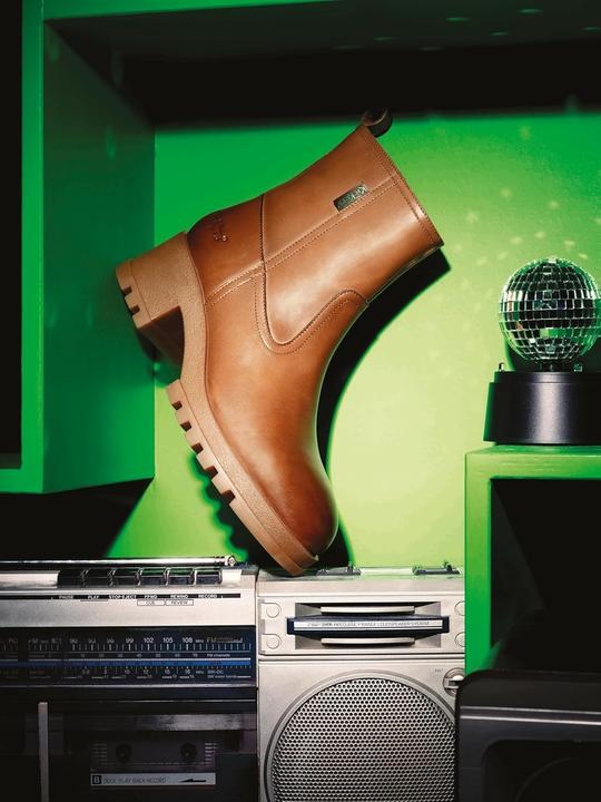 Actual product image Kickers Bootela Ankle Boots (39)