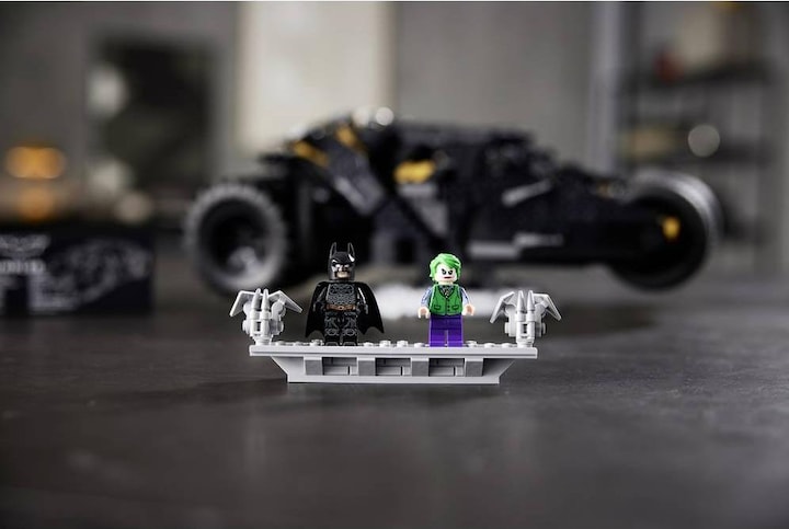 Actual product image LEGO Batmobile Tumbler (76240, LEGO DC, LEGO Rare Sets)