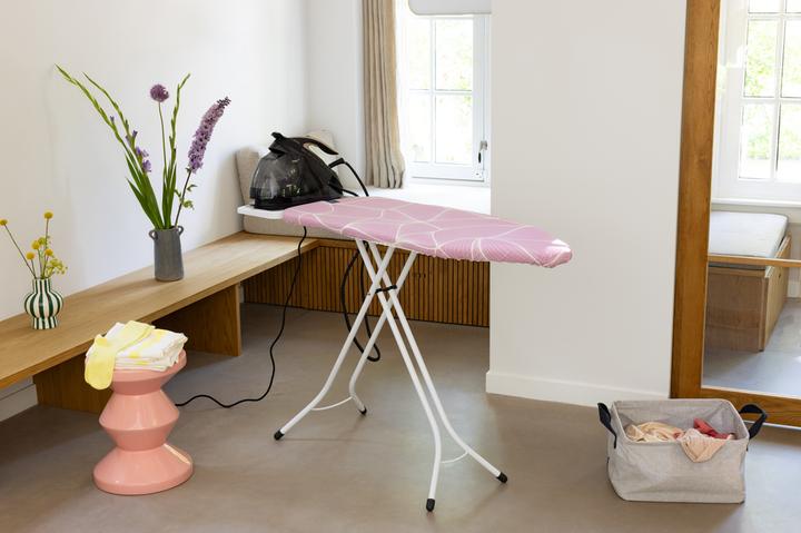 Actual product image Brabantia Ironing Board C with Steam Unit Holder (124 x 45 cm)