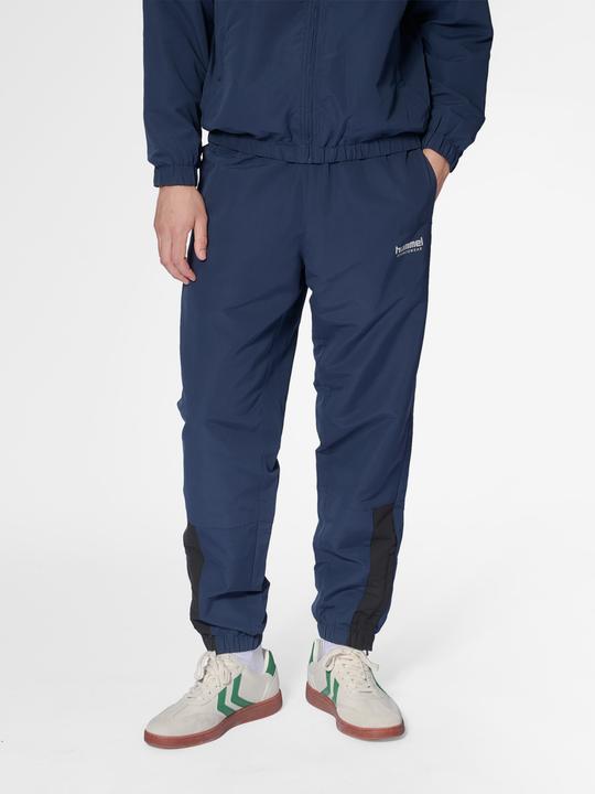 Actual product image hummel Hmltracksuit Pants Sportswear (M)