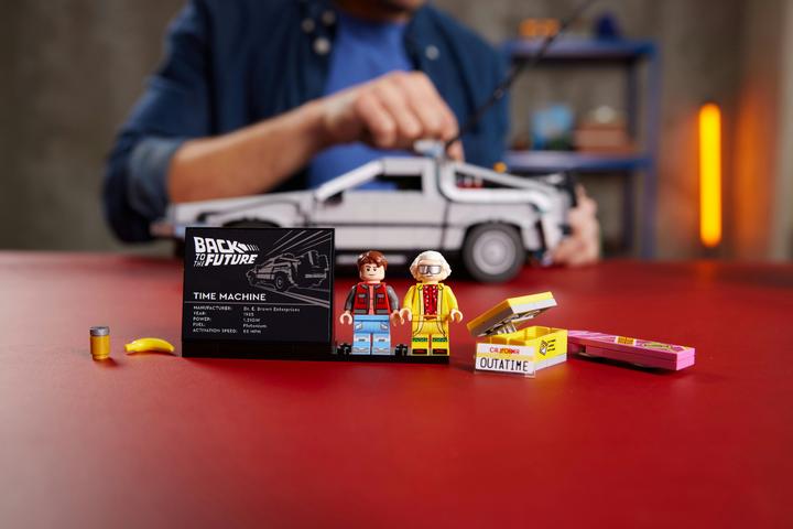 Produktbild LEGO Zeitmaschine aus Zurück in die Zukunft (10300, LEGO Icons, LEGO Seltene Sets)