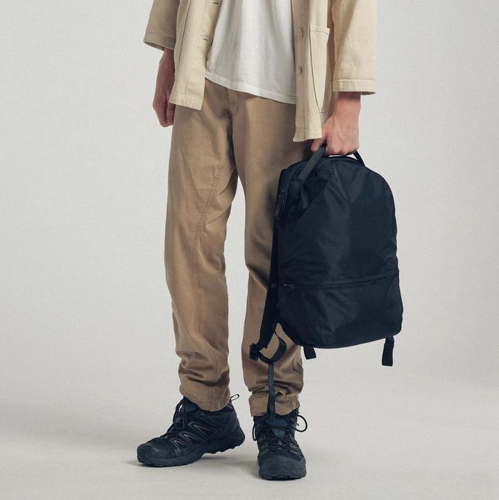 Actual product image Urth Arkose 20L Backpack (Black) (Photo backpack, 20 l)