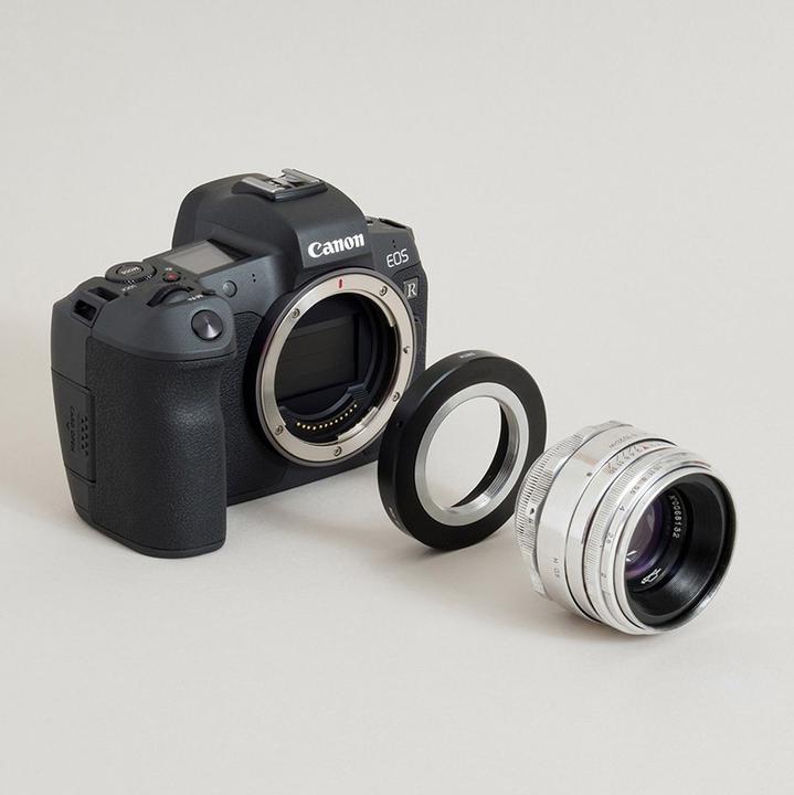Produktbild Urth Lens Mount Adapter: Compatible with M39 Lens to Canon RF Camera Body