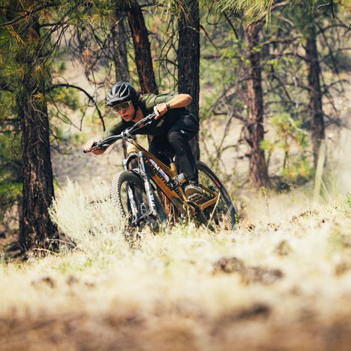 Image du produit Coast Optics Nita Lunettes de sport Moss green avec verre photochromique (Tapis vert mousse, Vert)