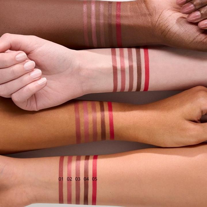 Produktbild essence POUTline soft glide LIP PENCIL (03 Bare Affair)