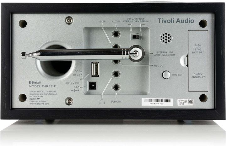 Actual product image Tivoli Audio Audio - ModelThreeBluetoothw/USB - Wekkerradio - Zilver/Zwart (AM, FM, Bluetooth)