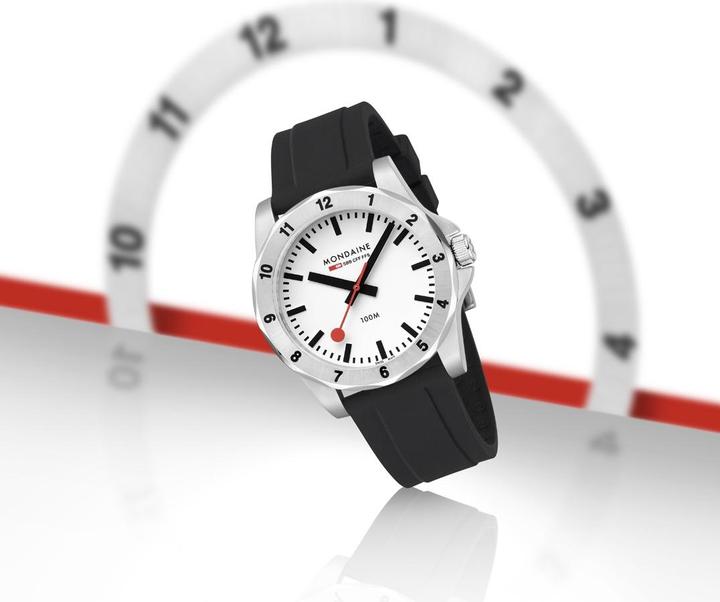 Immagine prodotto Mondaine MSN.4211B.RB Numeri (Fatto in Svizzera, Orologio da polso analogico, 42 mm)