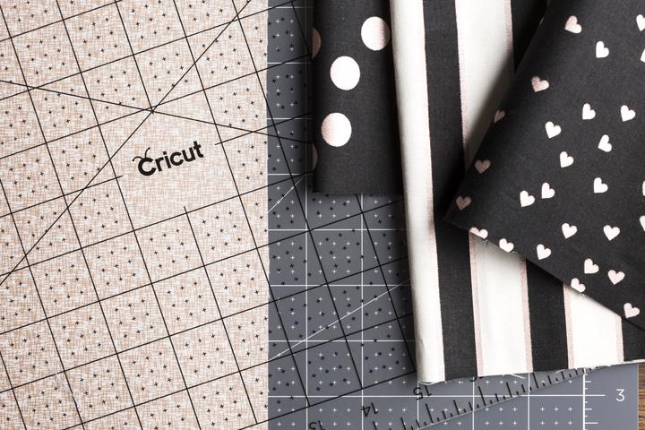 Image du produit Cricut Tapis de découpe Fabricgrip