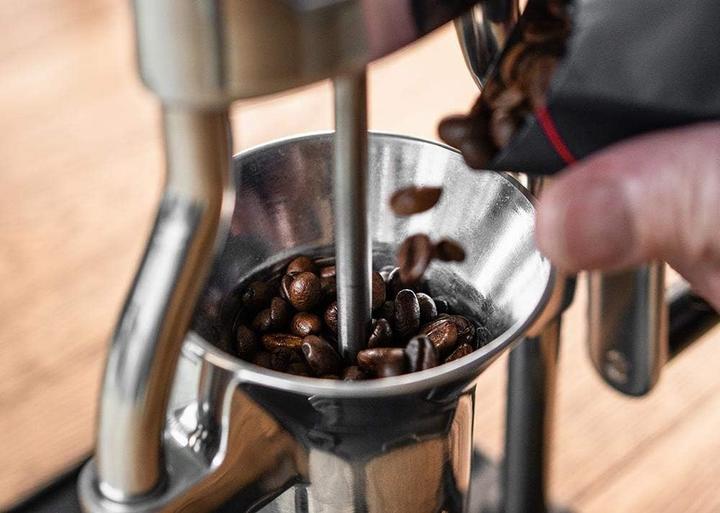 Produktbild Rokit Handmühle für Kaffeebohnen mit konsistentem Mahlgrad und 10 Jahren Garantie