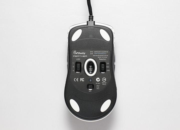 Actual product image Ducky Feather (Cable)