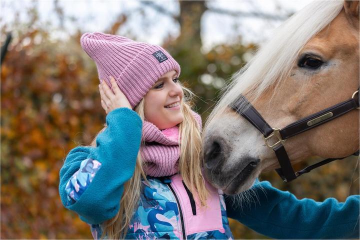 Actual product image Soulhorse XL Beanie “Shine bright” reflektierend