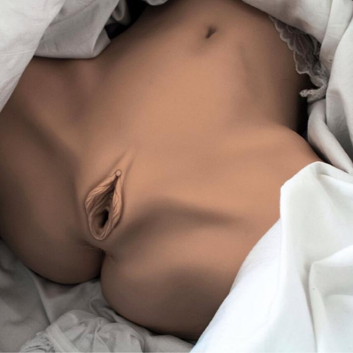 Produktbild Naked Factory Fantasy Girl Laura