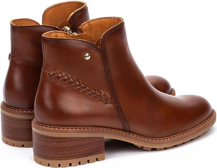 Actual product image Pikolinos Medina (37)