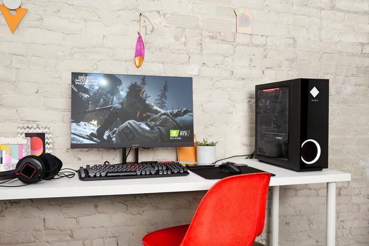 Produktbild HP Omen (1000 GB, 16 GB, AMD Ryzen 7 3700X, GeForce RTX 2070 Super)